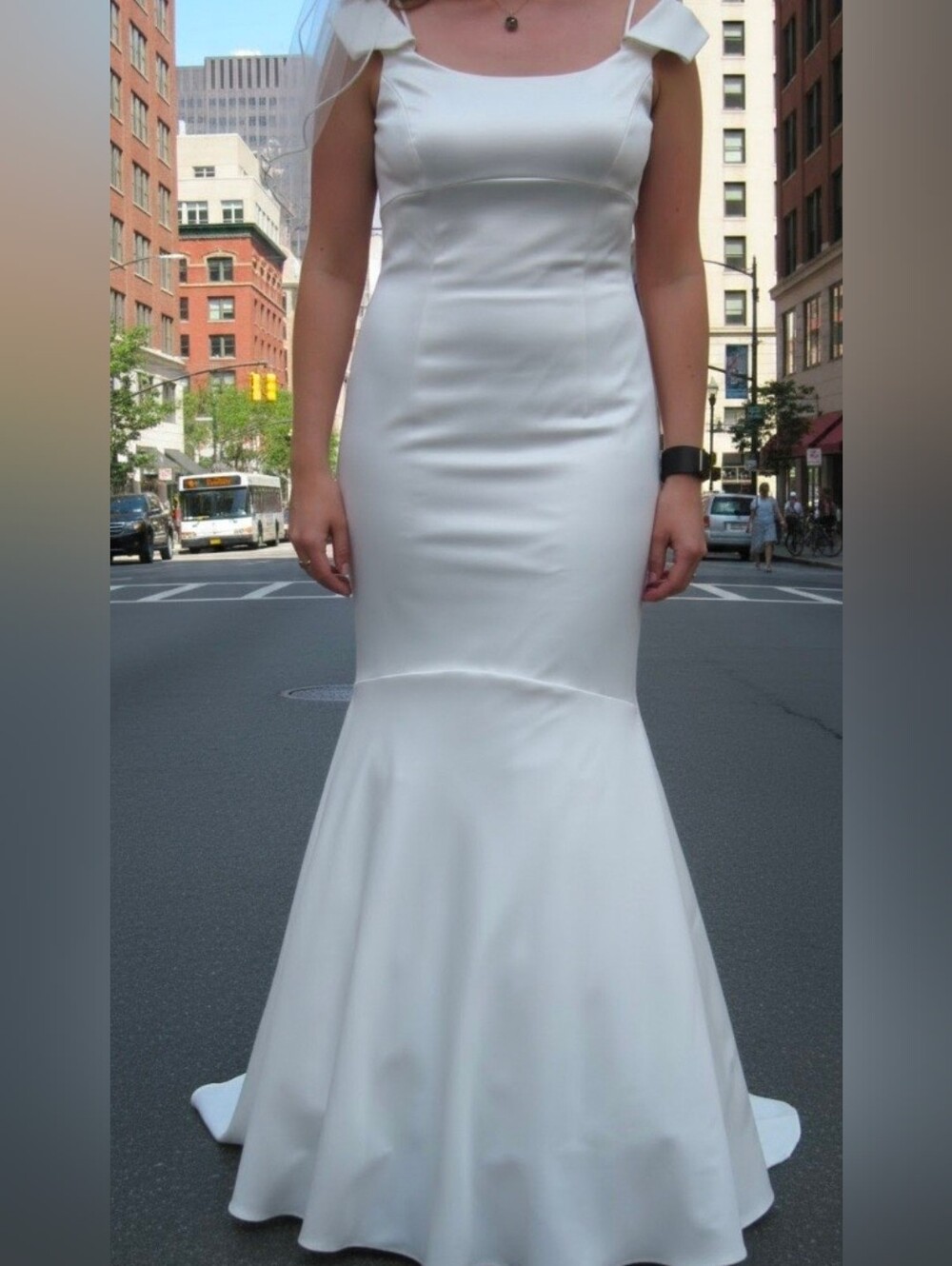 Adrianna Papell White Satin Mermaid Gown Size 10 Nwot